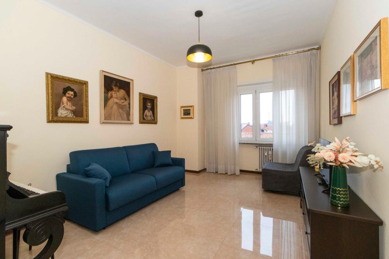 Tesoriera Comfy Apartment In Торино Екстериор снимка